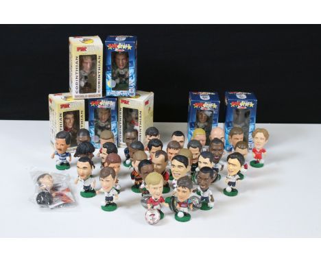Collection of boxed and unboxed Corinthian Pro Stars football figures to include 7 x boxed examples (4 x England Series 7 and