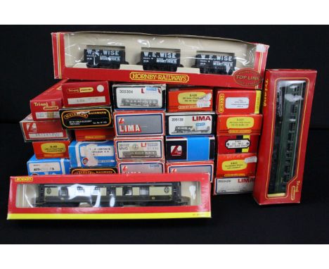 29 Boxed OO gauge items of rolling stock, all various coaches to include 10 x Hornby, 10 x Lima, 4 x Palitoy Mainline, 2 x Ai