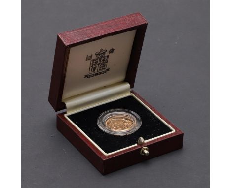 An Elizabeth II Proof Sovereign, bust r. reverse St George and the Dragon, dated 1995. In plastic capsule and Royal Mint pres