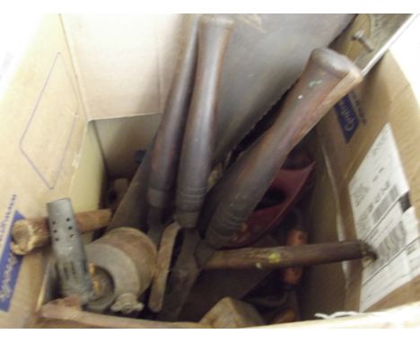 Box of vintage tools 