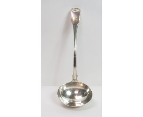 A Georgian silver soup ladle, by Benjamin Elkin, London 1819, fiddle, thread and shell pattern, crested, 33.5 cm long, 300 gr