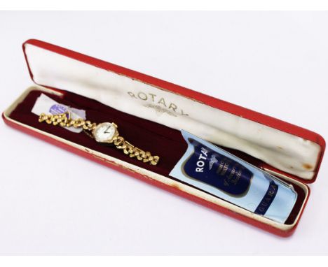 A ladies 9ct gold Rotary wristwatch with 9ct gold strap. Gross wt. 15g