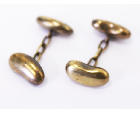 A pair of 15ct gold cufflinks. Wt. 4.5g