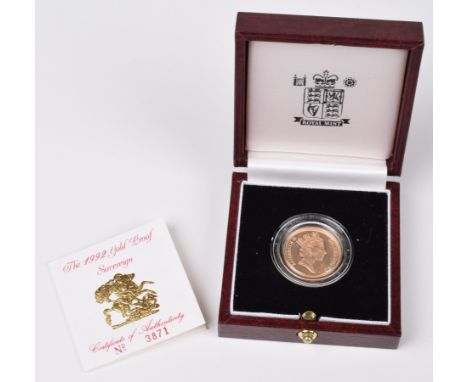 1992 Royal Mint, Proof Sovereign, weight 7.98g, diameter 22.05mm, struck in 22 carat gold, with obverse portrait by Raphael M