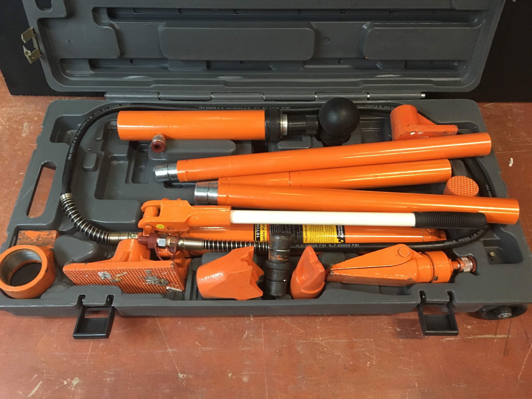 Central Hydraulic 10 Ton Heavy Duty Portable Puller Kit Hydraulic Equipment