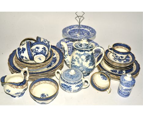 A Spode Italian cake stand together with a quantity of 20th Century blue and white Willow pattern ceramic table wares,  the c