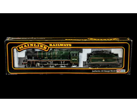 Palitoy Mainline Railways Authentic OO Gauge Model Jubilee Glass Steam Locomotive 45728 and Tender. British Rail Green Livery