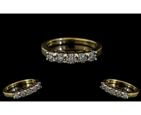 Ladies 9ct Gold Attractive Illusion Set 5 Stone Diamond Ring. Full Hallmark to Interior of Shank. The Diamonds of Good Colour