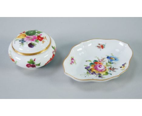MEISSEN PORCELAIN SMALL CIRCULAR TRINKET BOWL AND COVER painted in polychrome with groups of fruit and flowers also with smal
