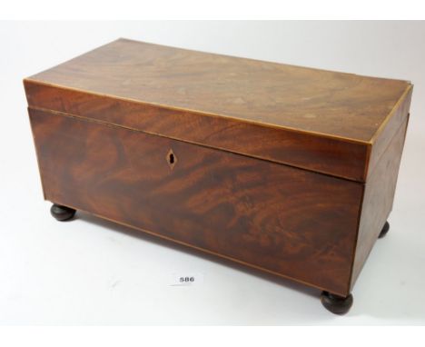 An Georgian mahogany tea caddy (locked), 40 x 18.5 x 19.5 cm 