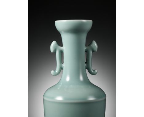 A RU-TYPE MALLET VASE, YONGZHENG MARK AND PERIODChina, 1723-1735. Superbly potted, the gently flared cylindrical body encircl