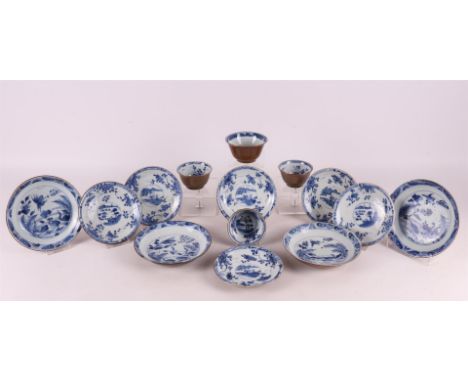 A series of blue/white porcelain Batavia cups and saucers, China, 18th/19th century, tot. 14x.