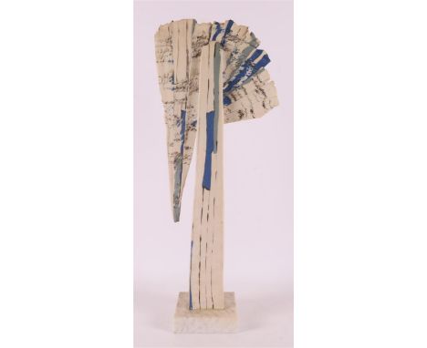 Knaven, Marga (1956) "Untitled", ceramic object", h 50 cm (provenance; collection gallery Wiek XX, Bad Nieuweschans).