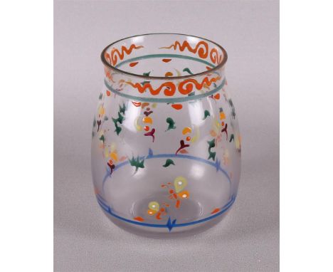 A clear glass cup with enamel painted fantasy decoration, design: C.J.Lanooy, circa 1921 - 1927. Execution: Glass Factory Lee