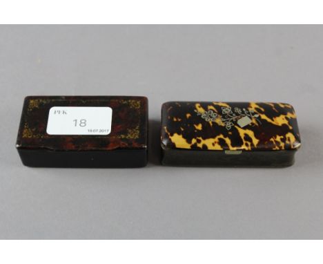Tortoiseshell & horn snuff box and other