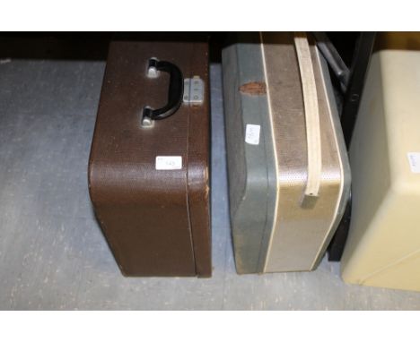 Cased reel to reel & other typewriter
