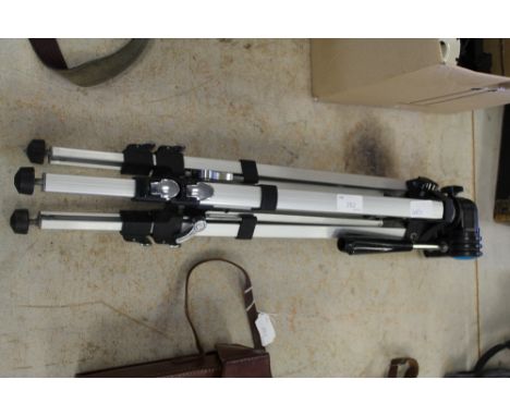 Miranda M-800 camera tripod