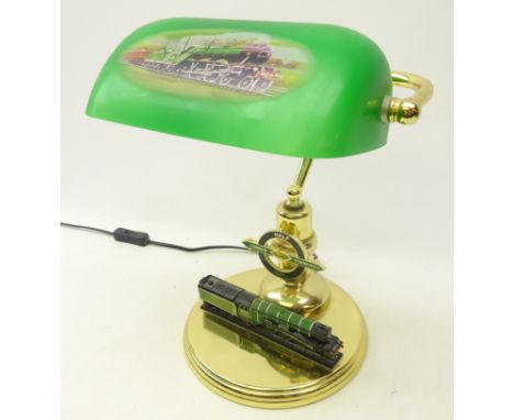 Bradford Exchange 'Flying Scotsman' bankers style lamp, with painted model of the steam engine to base, H34cm Condition Repor