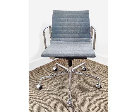 VITRA ALLUMINIUM GROUP CHAIR, by Charles and Ray Eames, in light grey upholstery, 84cm H x 56cm D.