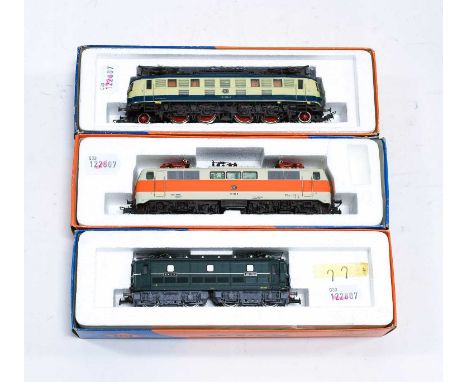 Roco HO Gauge Three Pantograph Locomotives 04170A SNCF BB-325, 43413 DB 11176 and 4141B BR118 DB (all E boxes G-E) (3)