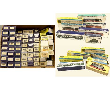 Piko HO Gauge (East Germany) Locomotives And Rolling Stock 2x5/6010 BR130 Diesel locomotives, 2x04120 4-6-2 BR01/5, 2-10-0 BR