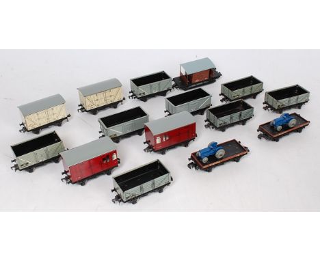 34 H-Dublo wagons, 1x high capacity brick, 1x bogie bolster, 3x Weltrol, 12 x low sided, 2x tube, 4x BR open, 2x BR high side