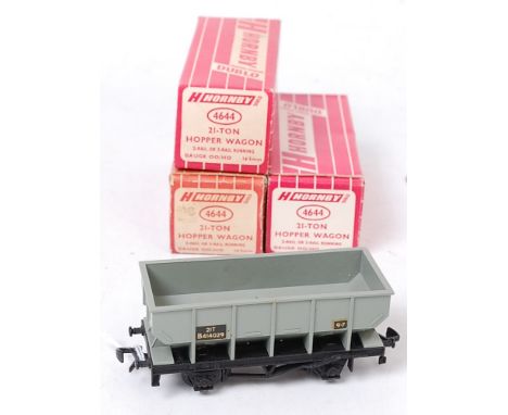Three H-Dublo 4644 21 ton hopper wagons all (E)(BVG-E) one box faded