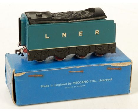 H-Dublo EDL1 Sir Nigel Gresley loco and tender, loco red nameplates (E)(BE) tender (VG-E) (BE) oil and spanner