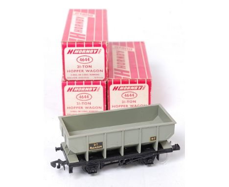 Three H-Dublo 4644 21 ton hopper wagons, all (E)(BE-M)