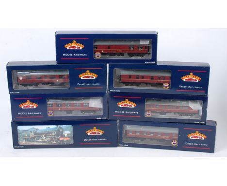 Bachmann BR Maroon Coach and Locomotive Group, to include 31-707 B1 No.61002 Impala Doncaster Green BR, sold with the followi
