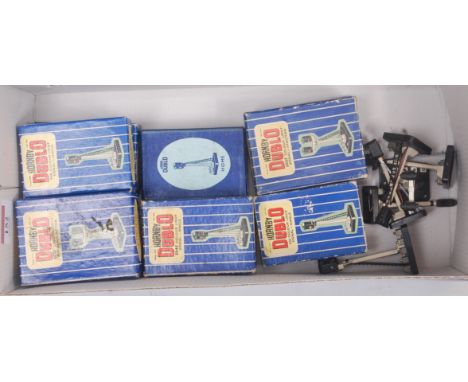 Hornby Dublo colour light signals, 6x single Home, 1x single Distant, 2x Junction Home all (G), all (BF-G) with unboxed signa