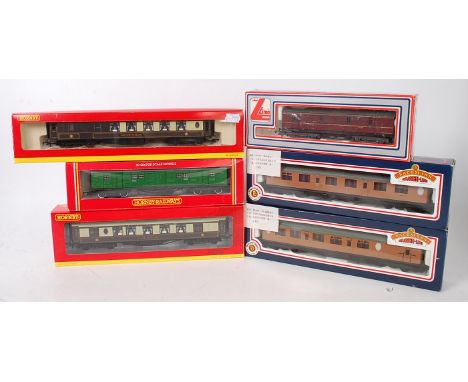 10 various mixed region and livery Coaches and Rolling Stock, to include Bachmann, Hornby and Lima, examples to include R4254