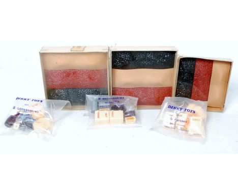 6 Hornby Acho accessories - 2x 6981 sand/mineral/coal loads, 1x 6980 smaller size of 6981, 1x 849 Dinky Toys packing cases, 2