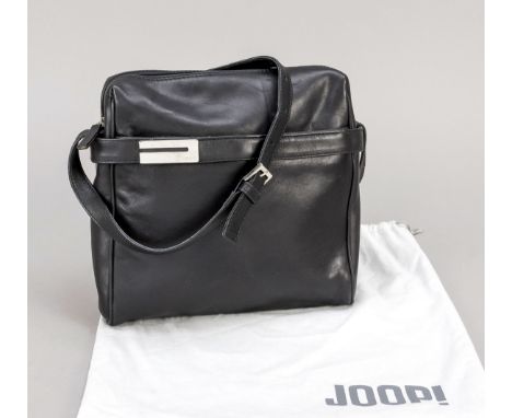 Joop, Vintage Crossbody Bag, feines schwarzes Glattleder, silberfarbene Hardware, langer verstellbarer Schulterriemen, fronta