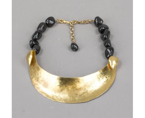 Hervé van der Straeten, Vintage Modeschmuck-Halsreif aus goldfarbenem Metall (Messing, vergoldet?) in Hammerschlagstruktur mi