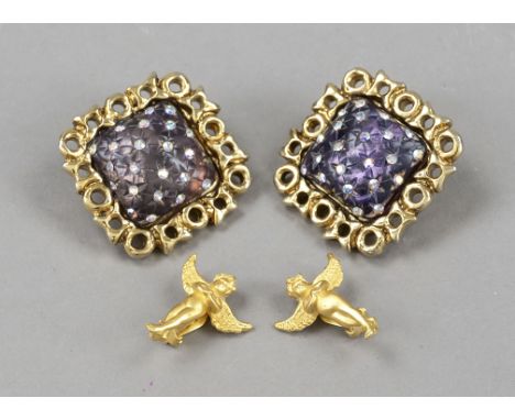 Zwei Paar Vintage Modeschmuck Ohrclipse, ein Paar große kissenförmige Clipse mit Schmucksteinbesatz von Claire Deve, Paris, s