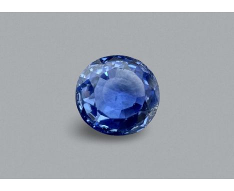 AN UNMOUNTED SRI LANKAN UNHEATED BLUE SAPPHIRE
Featuring an oval brilliant/step cut blue sapphire weighing 2.09 Cts, measurin