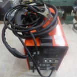 A sample 130 mig 60A/17V - 120A/20V 230V welding machine *This lot is subject to VAT