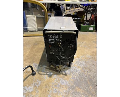 SIP Top Mig Turbo 150 welder. All electrical items in this lot have been PAT tested for safety and have passed. This does not