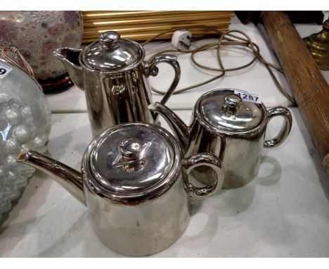 Royal Worcester ceramic tea and coffee pot. Not available for in-house P&amp;P 
