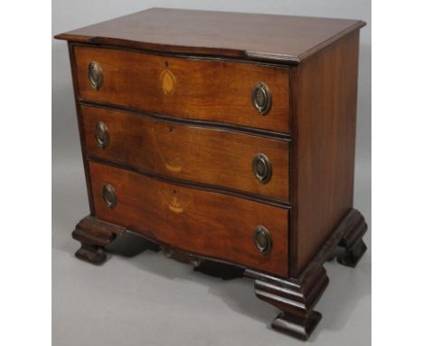 An 18thC style Virginia type mahogany serpentine chest, in the manner of John Shearer,  the three long drawers with vertical 