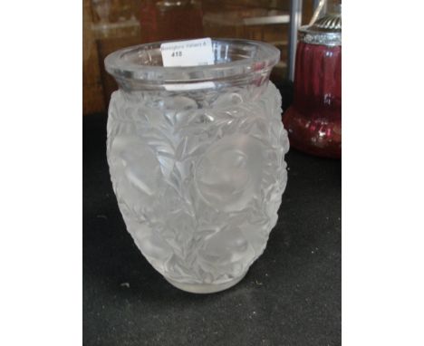 A Lalique vase "Bagatelle of Love Birds" signed to base