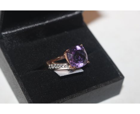 A rose Sterling silver amethyst and cubic zirconia dress ring, ring size U