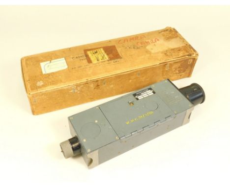 AMENDMENT TO CATALOGUESPITFIRE CAMERA.A WWII SPITFIRE AIRCRAFT G.45 GUN CAMERA, PRODUCED BY THE WILLIAMSON COMPANY. with orig