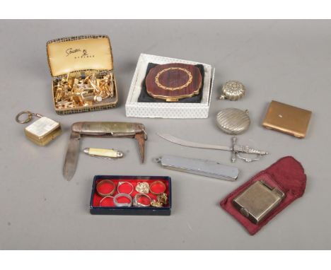 A quantity of ladies and gents accessories, to include cufflinks, multi-bladed pocket knife, letter opener, rings, hinged whi