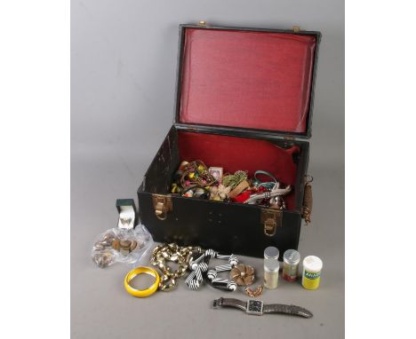 A box of assorted costume jewellery and collectables to include beaded necklaces, brooches, vintage tins, wristwatches, Briti