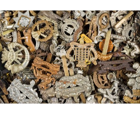 *Cap Badges. A collection of 235 WWI and later military cap badges,  all Line Regiments including Lincolnshire, Royal Berkshi