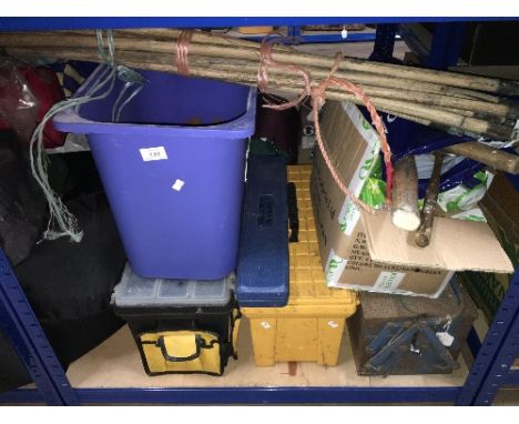LARGE NUMBER OF TOOLS