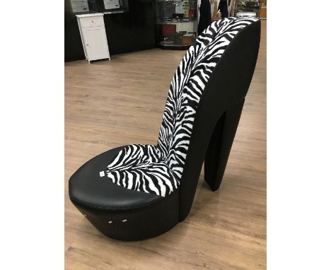 LEOPARD PRINT CHAIR SHAPED AS HIGH HEEL