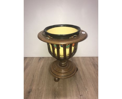 GOOD VINTAGE  PLANTER IN STAND